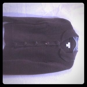 Ladies heavy brown sweater. Snap closures.